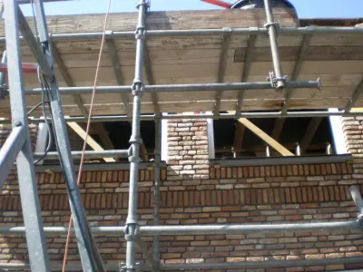Achtergevel, schoorsteen en dakwerk door BMW Bouw &ndash; foto 5 van 13