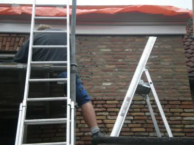 Achtergevel, schoorsteen en dakwerk door BMW Bouw &ndash; foto 7 van 13