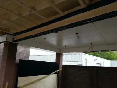 Carport met zwevend dak door BMW Bouw &ndash; foto 16 van 22