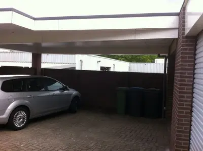 Carport met zwevend dak door BMW Bouw &ndash; foto 20 van 22
