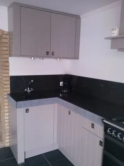 Verbouwing keuken en trap door BMW Bouw &ndash; foto 30 van 31