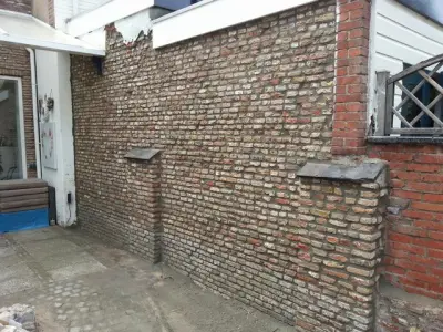Monumentale muur herstellen door BMW Bouw &ndash; foto 3 van 11
