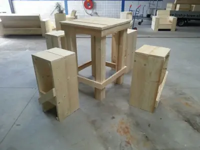 Steigerhouten meubels door BMW Bouw &ndash; foto 22 van 23